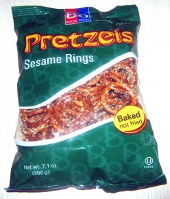 Sesame Pretzel Rings - Beigel Beigel